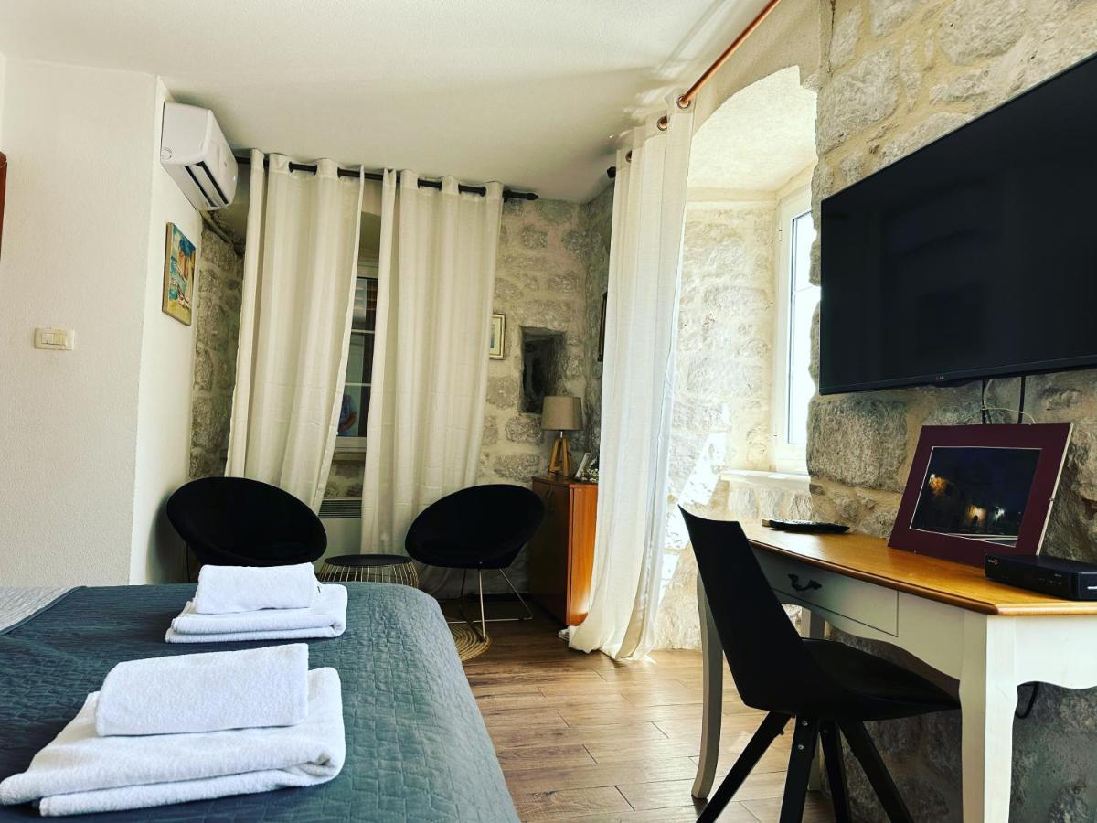 Villaoldmariner Prčanj المظهر الخارجي الصورة